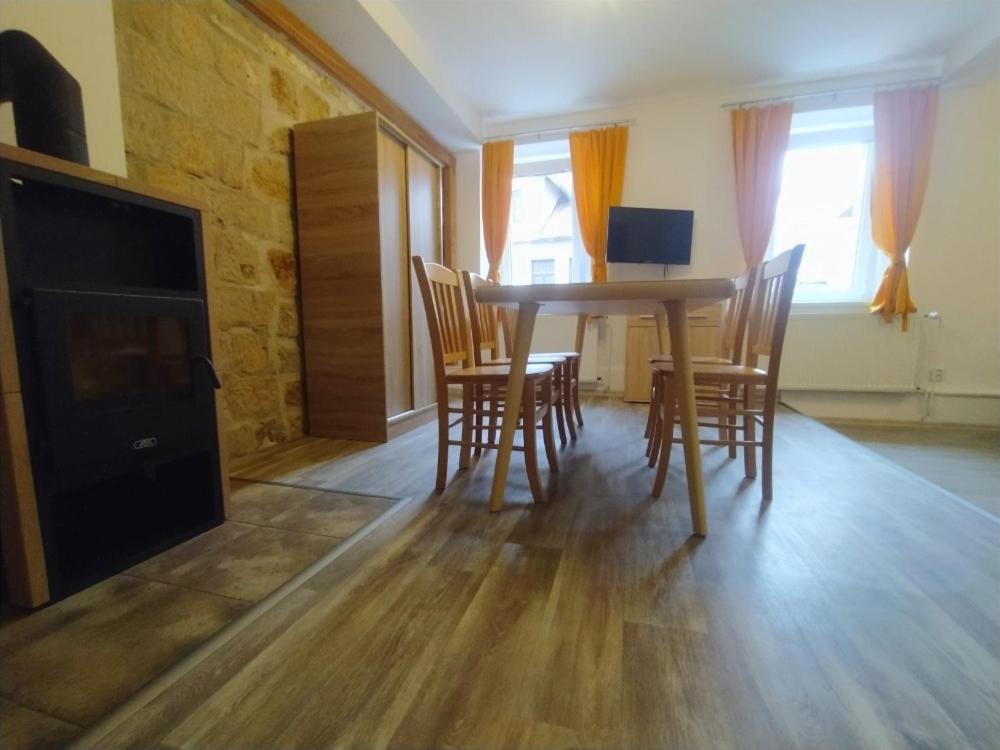 Apartmany Lono Jičín エクステリア 写真